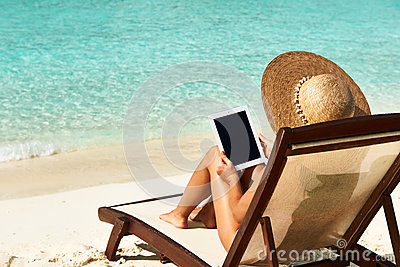 beach lady with tablet